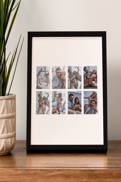Κορνίζα με Φωτογραφίες, Our Little Story