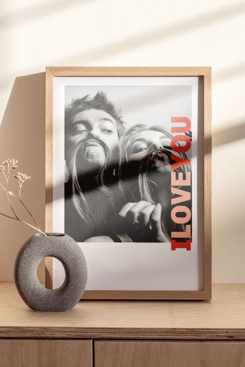 Κορνίζα με Φωτογραφίες, Crazy in Love