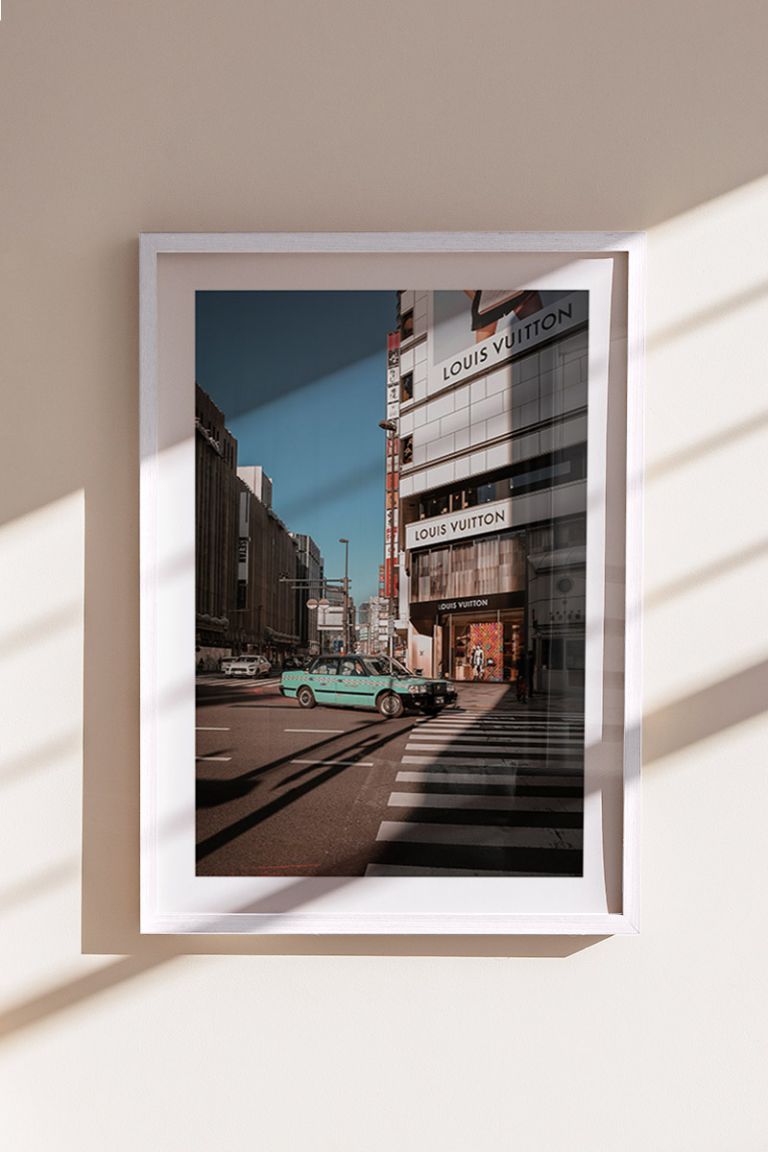 frame-poster-white-des_-00870.jpg