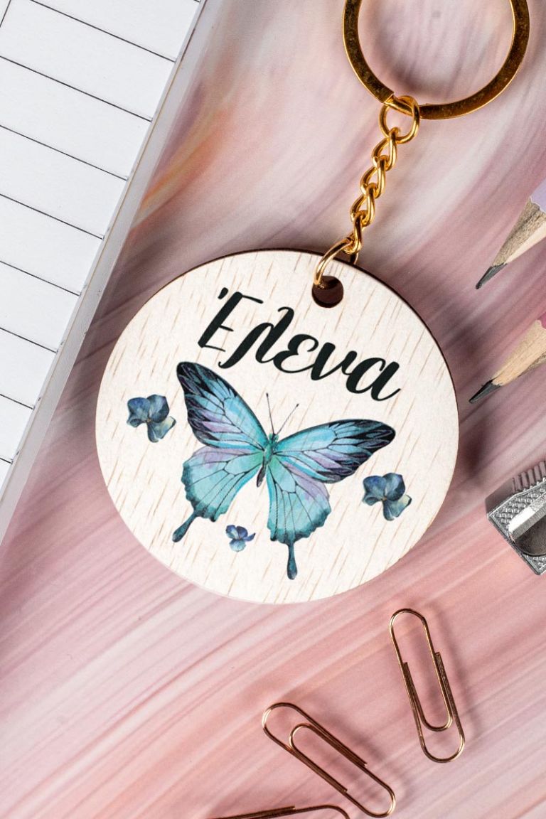 myikona-back-to-school-mprelok-wood-girl-circle-b-Butterfly