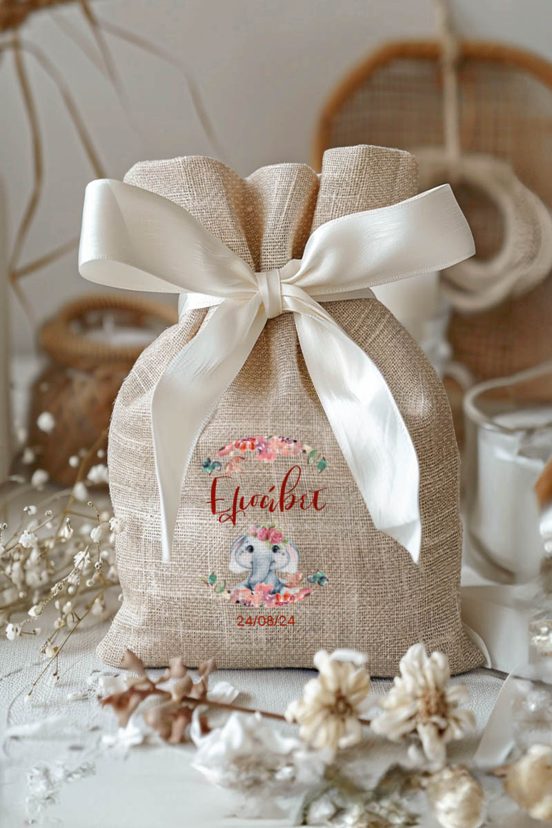 Μπομπονιέρες Βάπτισης Πουγκί σε Εκρού Χρώμα με Σχέδιο Ελεφαντάκι με Λουλούδια