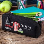 Σχολική Κασετίνα με Όνομα, σε Μαύρο Χρώμα & Σχέδιο Φανέλα 1