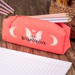 Σχολική Κασετίνα με Όνομα, σε Κοραλί Χρώμα & Σχέδιο Φεγγάρια