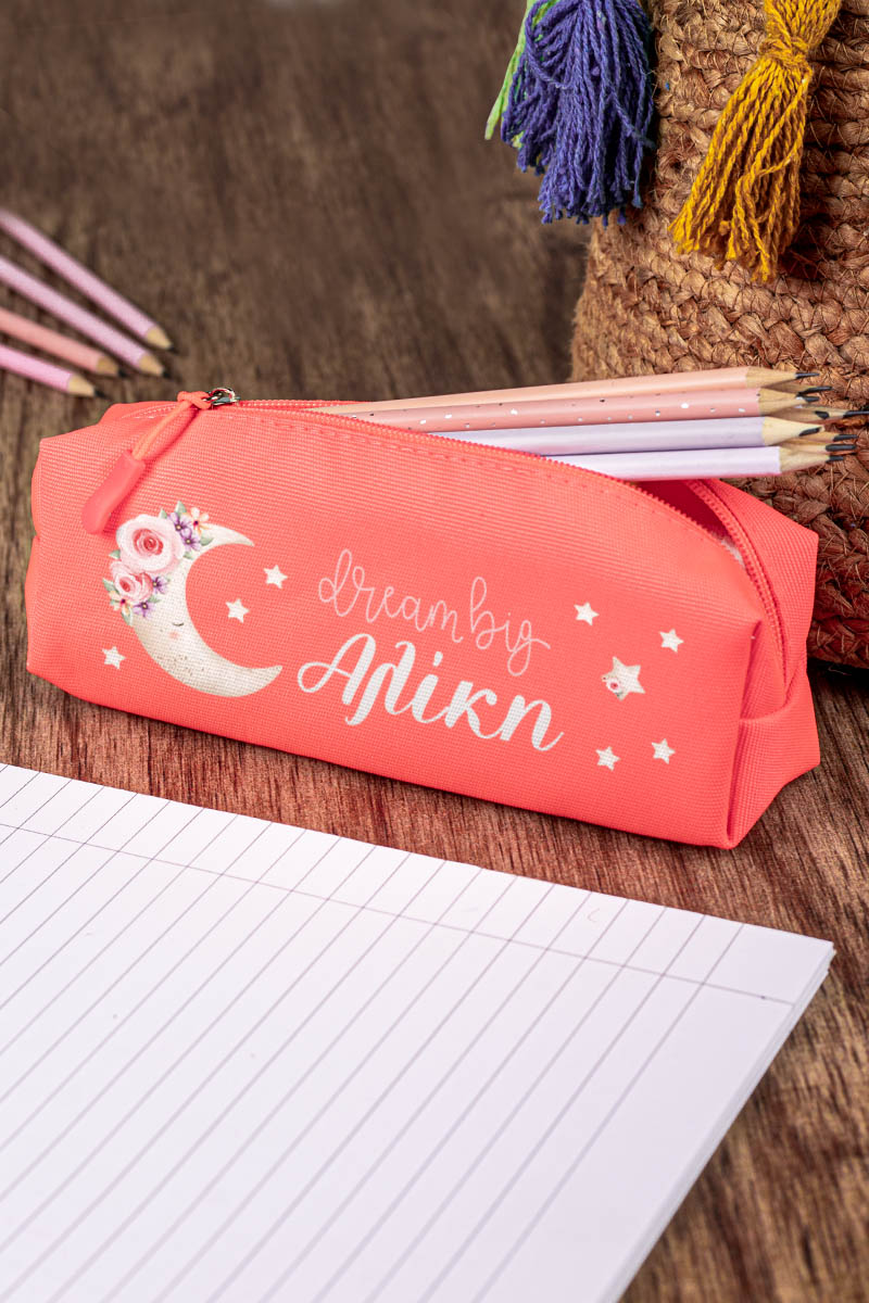 Σχολική Κασετίνα με Όνομα, σε Κοραλί Χρώμα & Σχέδιο Νύχτα