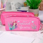 Σχολική Κασετίνα με Όνομα, σε Φούξια Χρώμα & Σχέδιο Άριελ