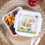 Δοχείο Φαγητού με Χώρισμα & το Όνομα του Παιδιού, Stay Wild